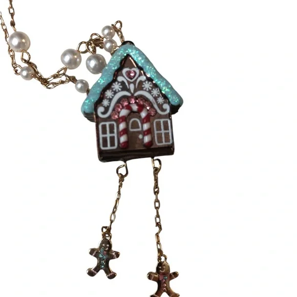 NWT Betsey Johnson Christmas Gingerbread House Long Chain Pendant Necklace - Picture 9 of 10
